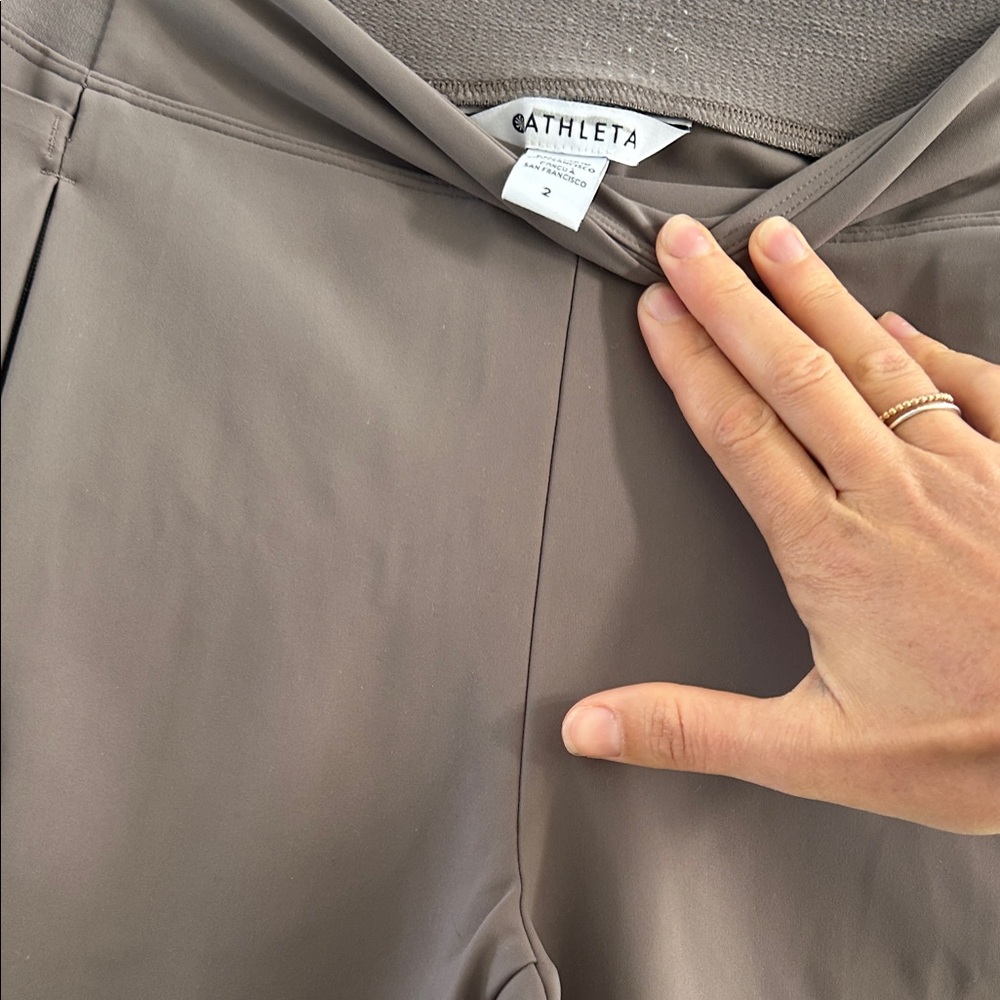 Athleta stellar legging tight in stone color